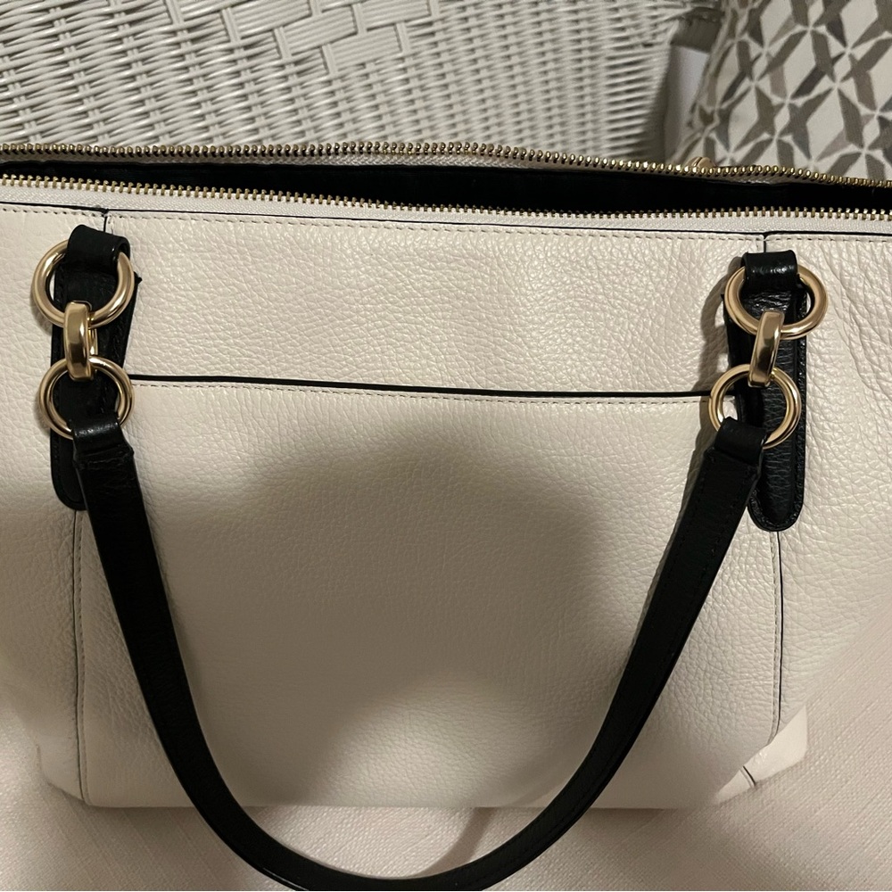 Coach Ivory and Black Tote Bag - Picture 4 of 10